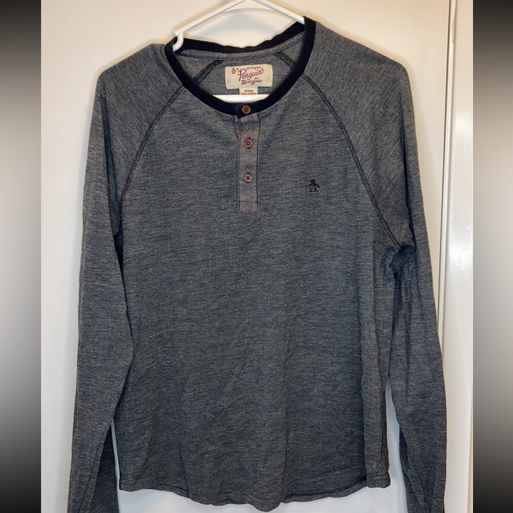 The original penguin MUNSINGWEAR size M